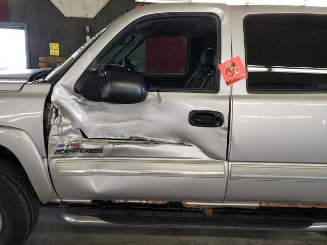 Photo 7 from auction – 2004 CHEVROLET SILVERADO with VIN 1GCHK23104F160136