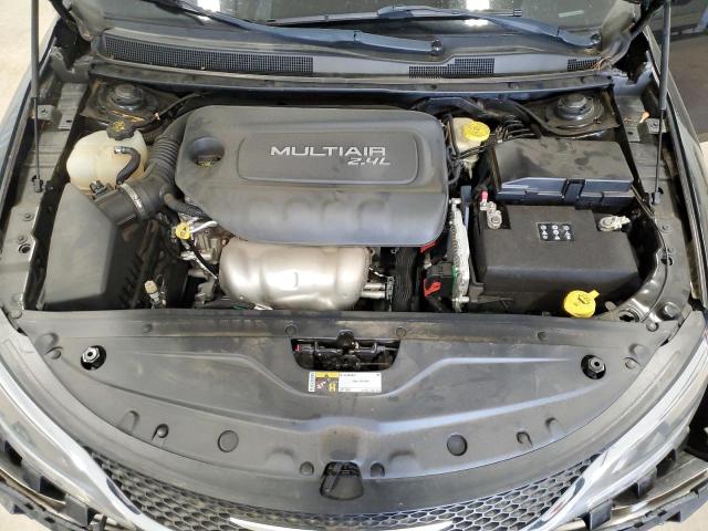 Photo 11 from auction – 2015 CHRYSLER 200 C with VIN 1C3CCCCB1FN592432