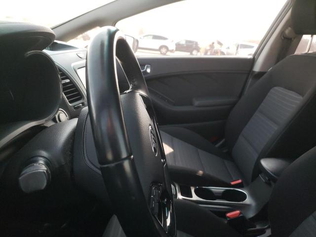 Photo 9 from auction – 2017 KIA FORTE LX with VIN 3KPFL4A78HE137307