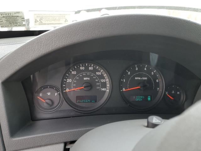 Photo 9 from auction – 2005 JEEP GRAND CHER with VIN 1J4GR48K05C510415