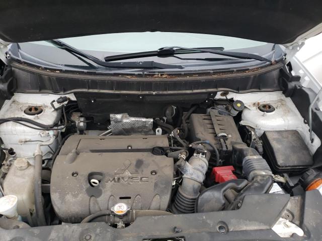 Photo 12 from auction – 2015 MITSUBISHI OUTLANDER with VIN 4A4AP4AU8FE045555