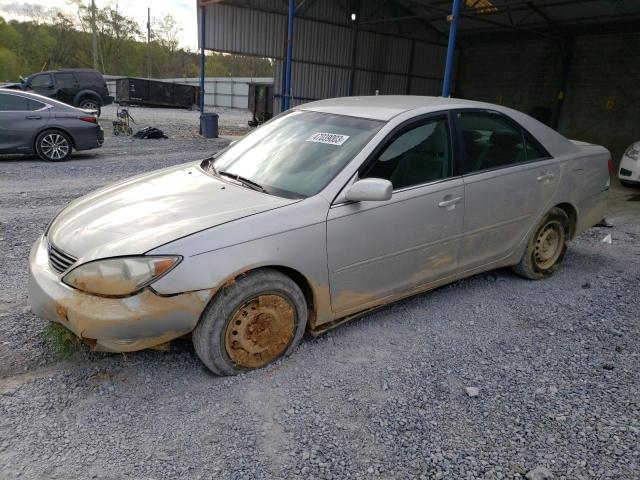 TOYOTA CAMRY LE 2005 with VIN 4T1BE32K45U623398 - Photo from auction