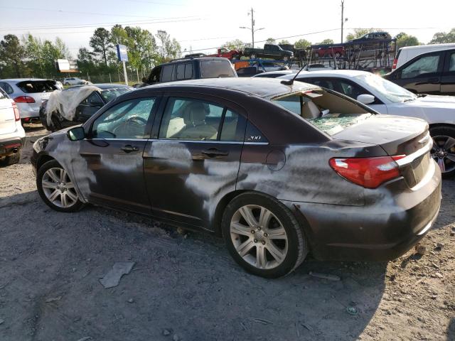 Photo 2 from auction – 2013 CHRYSLER 200 LX with VIN 1C3CCBAB8DN670358