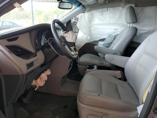 Photo 7 from auction – 2017 TOYOTA SIENNA XLE with VIN 5TDYZ3DC7HS889693