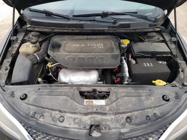 Photo 11 from auction – 2015 CHRYSLER 200 LIMITE with VIN 1C3CCCAB7FN646366