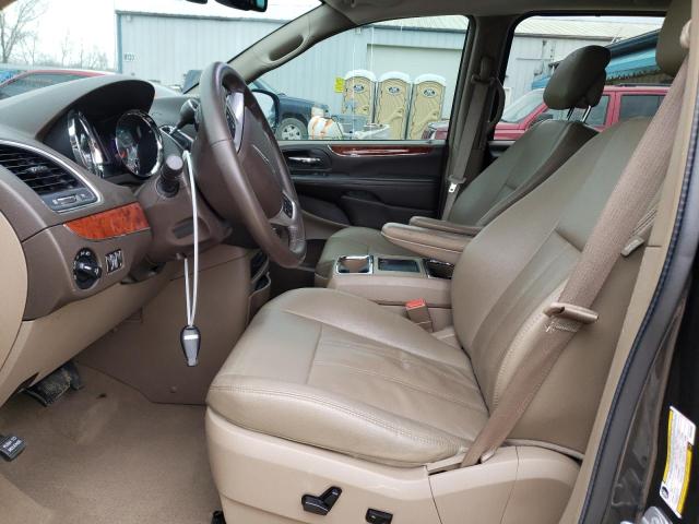 Photo 7 from auction – 2016 CHRYSLER TOWN & COU with VIN 2C4RC1CG7GR304066