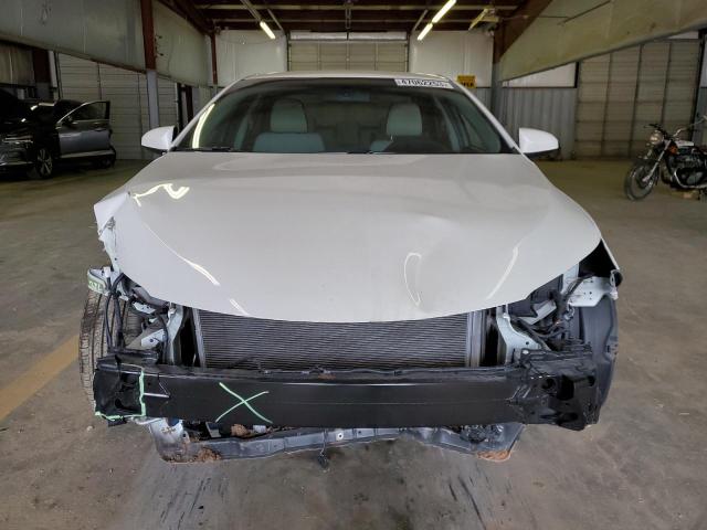 Photo 5 from auction – 2016 TOYOTA CAMRY LE with VIN 4T1BF1FK9GU255539