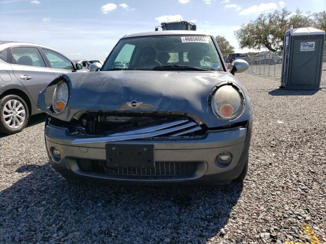 Foto 5 de la subasta – 2010 MINI COOPER CLU con VIN WMWML3C56ATX51280