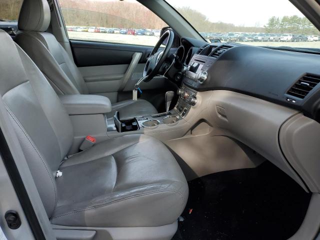 Photo 5 from auction – 2012 TOYOTA HIGHLANDER with VIN 5TDBK3EH5CS096891