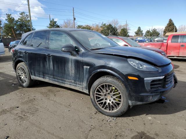 Photo 4 from auction – 2017 PORSCHE CAYENNE SE with VIN WP1AE2A23HLA73213