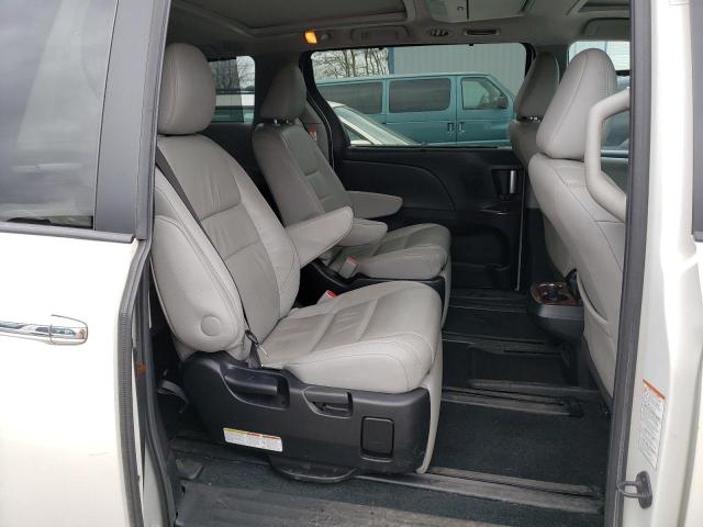 Photo 11 from auction – 2015 TOYOTA SIENNA XLE with VIN 5TDYK3DC2FS677236