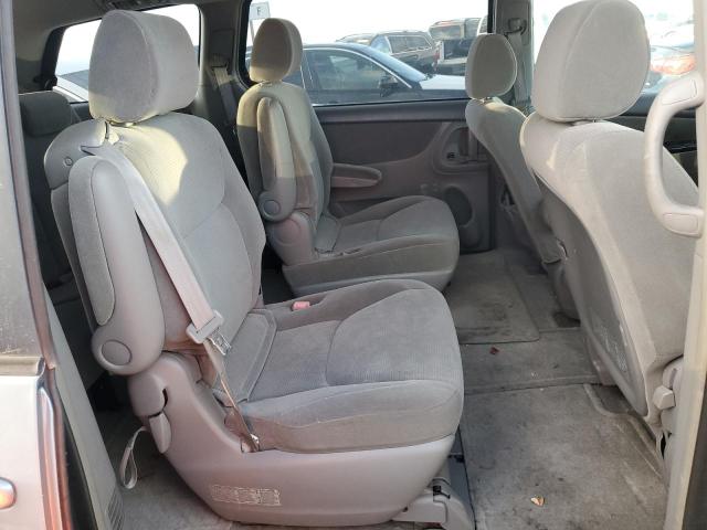 Photo 11 from auction – 2004 TOYOTA SIENNA CE with VIN 5TDZA23C54S060025