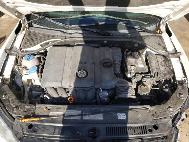 Photo 11 from auction – 2012 VOLKSWAGEN PASSAT SE with VIN 1VWBP7A37CC100912