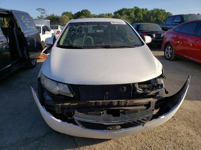 Photo 5 from auction – 2013 KIA FORTE EX with VIN KNAFU4A28D5700831