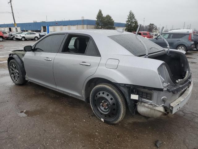 Photo 2 from auction – 2016 CHRYSLER 300 S with VIN 2C3CCAGG5GH117077