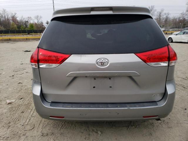 Photo 6 from auction – 2011 TOYOTA SIENNA XLE with VIN 5TDYK3DC3BS006006