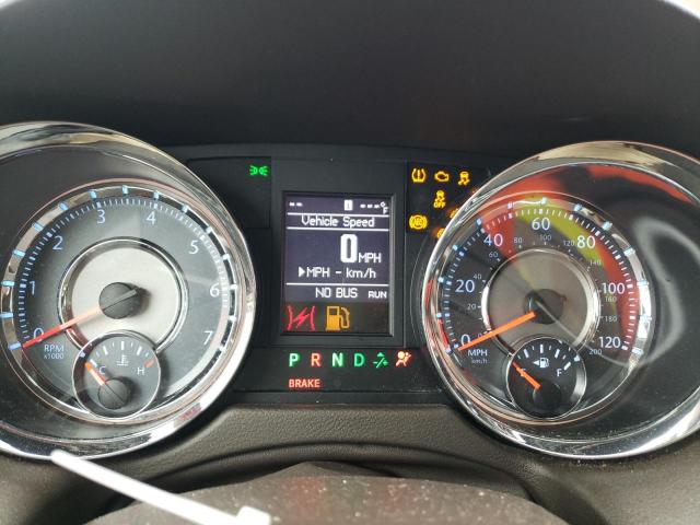 Photo 9 from auction – 2013 CHRYSLER TOWN & COU with VIN 2C4RC1CG0DR597966