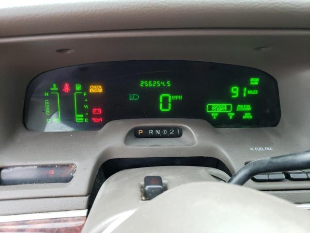 Photo 9 from auction – 2002 MERCURY GRAND MARQ with VIN 2MEFM75W92X656396