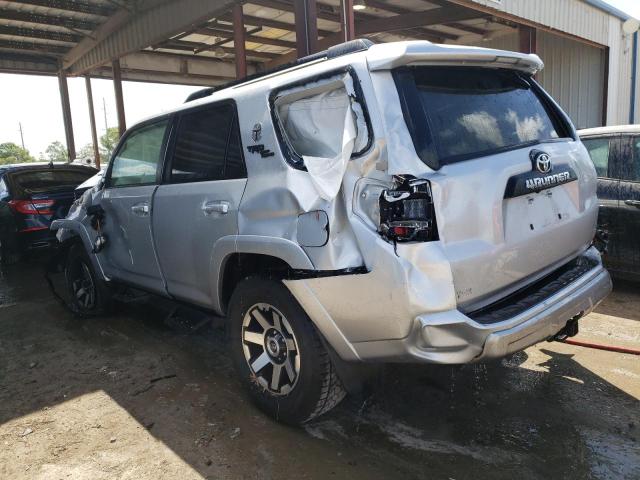 Photo 2 from auction – 2020 TOYOTA 4RUNNER SR with VIN JTEBU5JR3L5810197