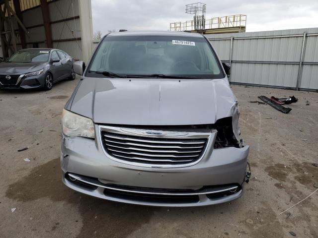 Photo 5 from auction – 2013 CHRYSLER TOWN & COU with VIN 2C4RC1BG1DR696622