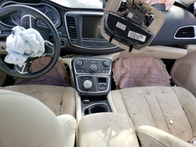 Photo 8 from auction – 2015 CHRYSLER 200 LIMITE with VIN 1C3CCCAB7FN588923
