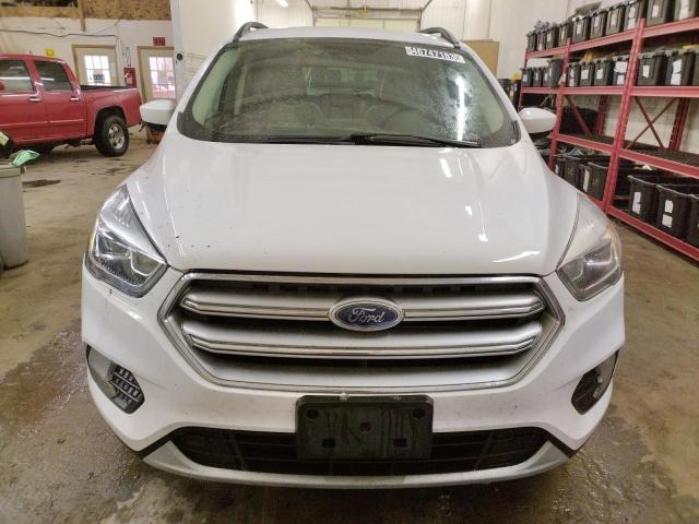 Photo 5 from auction – 2017 FORD ESCAPE SE with VIN 1FMCU9GD8HUB46001