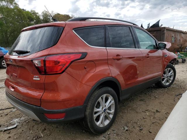 Photo 3 from auction – 2019 FORD ESCAPE SEL with VIN 1FMCU0HD1KUC08291