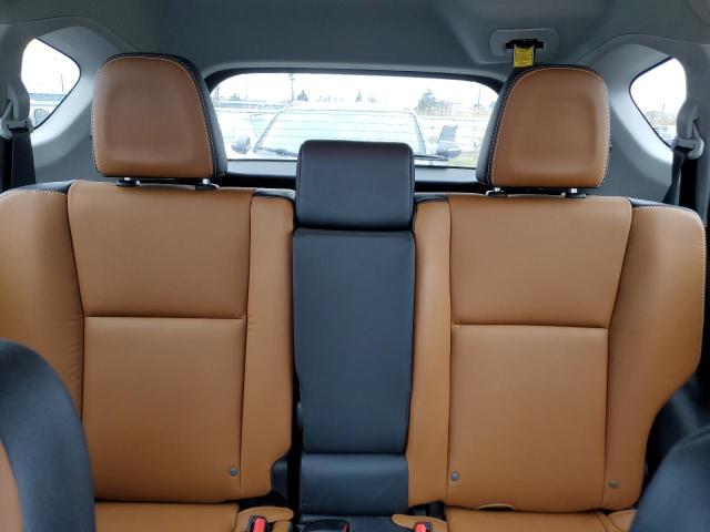 Photo 10 from auction – 2016 TOYOTA RAV4 LIMIT with VIN 2T3DFREV0GW533738