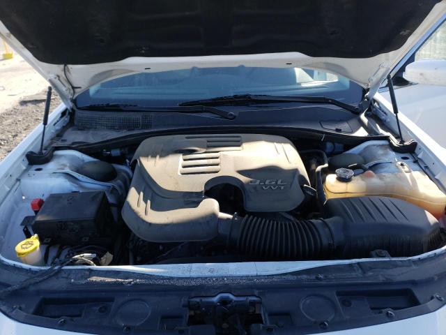 Photo 11 from auction – 2016 CHRYSLER 300 LIMITE with VIN 2C3CCARG2GH235648