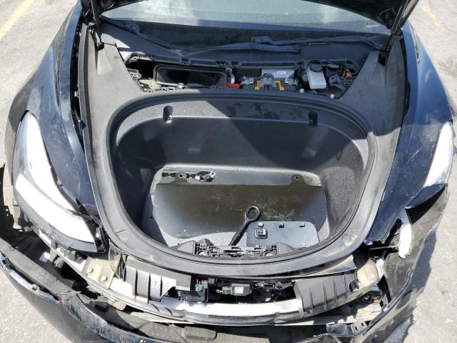 Photo 11 from auction – 2018 TESLA MODEL 3 with VIN 5YJ3E1EAXJF036125