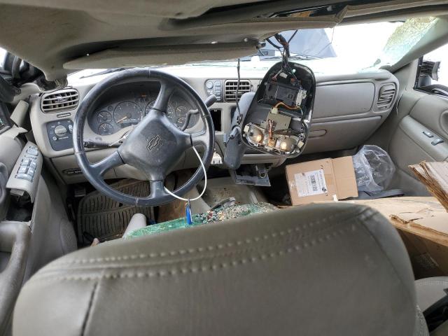 Photo 8 from auction – 2002 CHEVROLET BLAZER with VIN 1GNDT13W22K195340