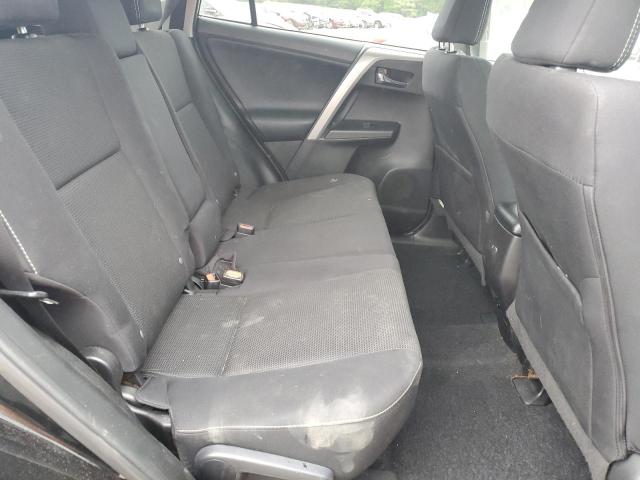 Photo 11 from auction – 2017 TOYOTA RAV4 XLE with VIN 2T3RFREV2HW682482