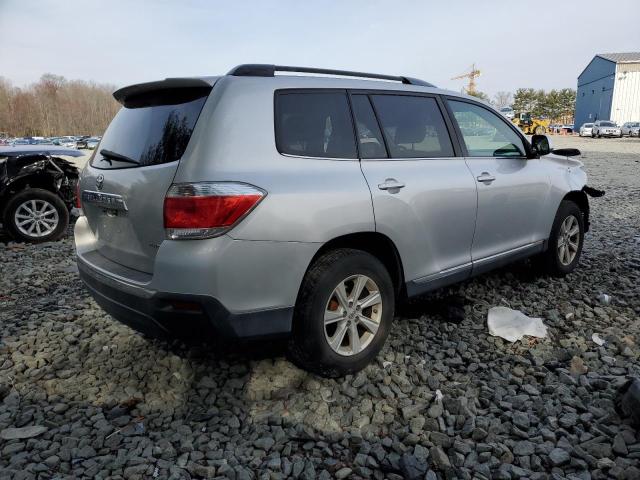 Photo 4 from auction – 2012 TOYOTA HIGHLANDER with VIN 5TDBK3EH5CS096891