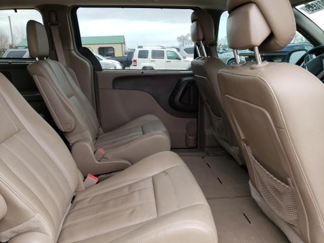 Photo 11 from auction – 2016 CHRYSLER TOWN & COU with VIN 2C4RC1CG7GR304066