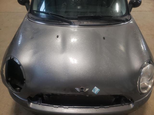 Photo 11 from auction – 2009 MINI COOPER with VIN WMWMF33549TW79014