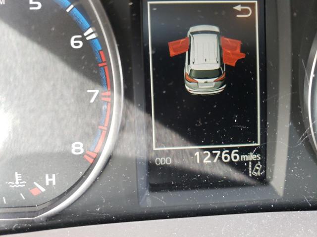 Photo 9 from auction – 2018 TOYOTA RAV4 LE with VIN JTMBFREV7JJ734811