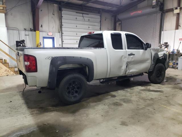 Photo 3 from auction – 2010 CHEVROLET SILVERADO with VIN 1GCSKPEA7AZ108853