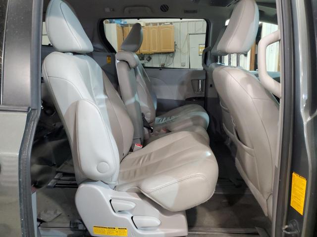 Photo 11 from auction – 2014 TOYOTA SIENNA XLE with VIN 5TDYK3DC2ES461451