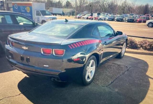 Photo 4 from auction – 2013 CHEVROLET CAMARO LS with VIN 2G1FA1E36D9233918