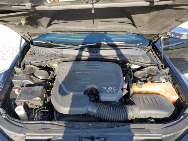 Photo 11 from auction – 2014 CHRYSLER 300C with VIN 2C3CCAEG6EH379920