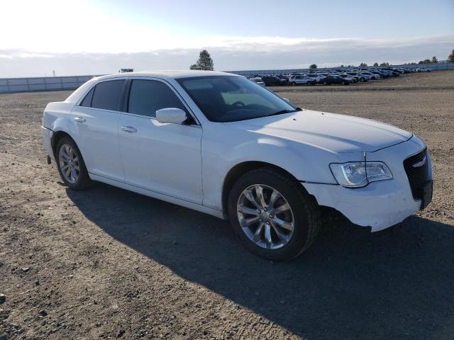 Photo 4 from auction – 2016 CHRYSLER 300 LIMITE with VIN 2C3CCARG2GH235648