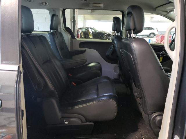 Photo 11 from auction – 2012 CHRYSLER TOWN & COU with VIN 2C4RC1BG4CR377407