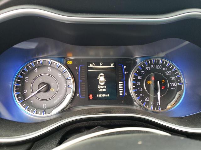 Photo 9 from auction – 2015 CHRYSLER 200 LIMITE with VIN 1C3CCCAB7FN646366
