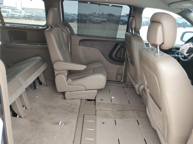 Photo 11 from auction – 2014 CHRYSLER TOWN & COU with VIN 2C4RC1CG3ER280085