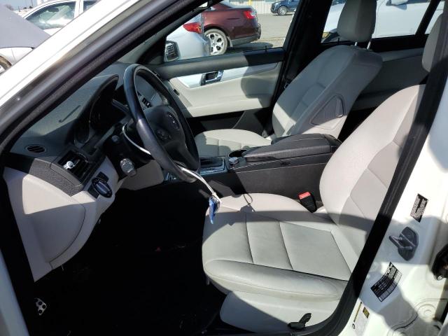 Photo 7 from auction – 2010 MERCEDES-BENZ C 300 with VIN WDDGF5EB4AR089983
