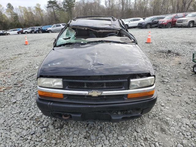 Photo 5 from auction – 2002 CHEVROLET BLAZER with VIN 1GNDT13W22K195340