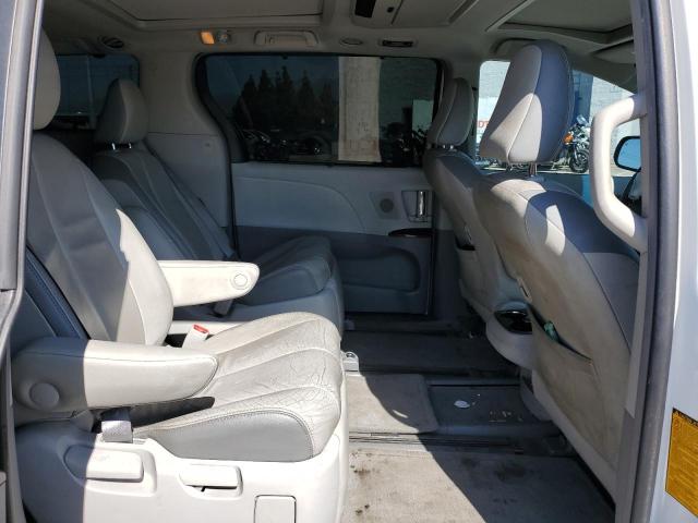 Photo 11 from auction – 2013 TOYOTA SIENNA XLE with VIN 5TDYK3DC3DS348526