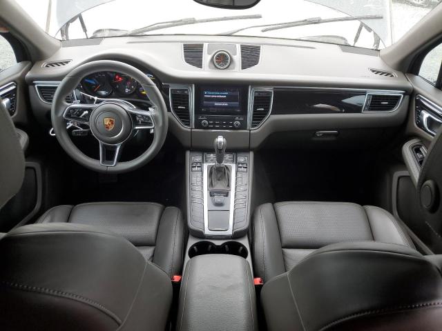 Photo 8 from auction – 2017 PORSCHE MACAN with VIN WP1AA2A51HLB81691