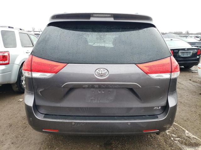 Photo 6 from auction – 2013 TOYOTA SIENNA XLE with VIN 5TDYK3DC4DS334439