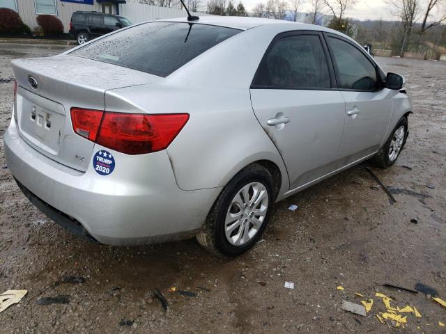 Фото 3 с аукциона – 2011 KIA FORTE EX с VIN KNAFU4A26B5368899
